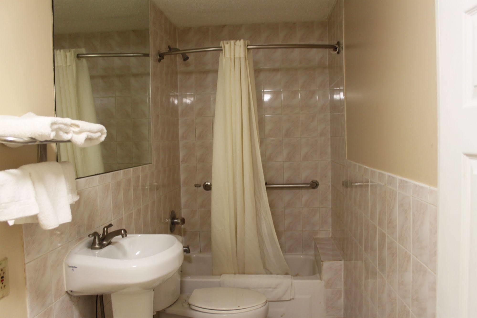 Budget Inn Massapequa Massapequa Park Exteriér fotografie